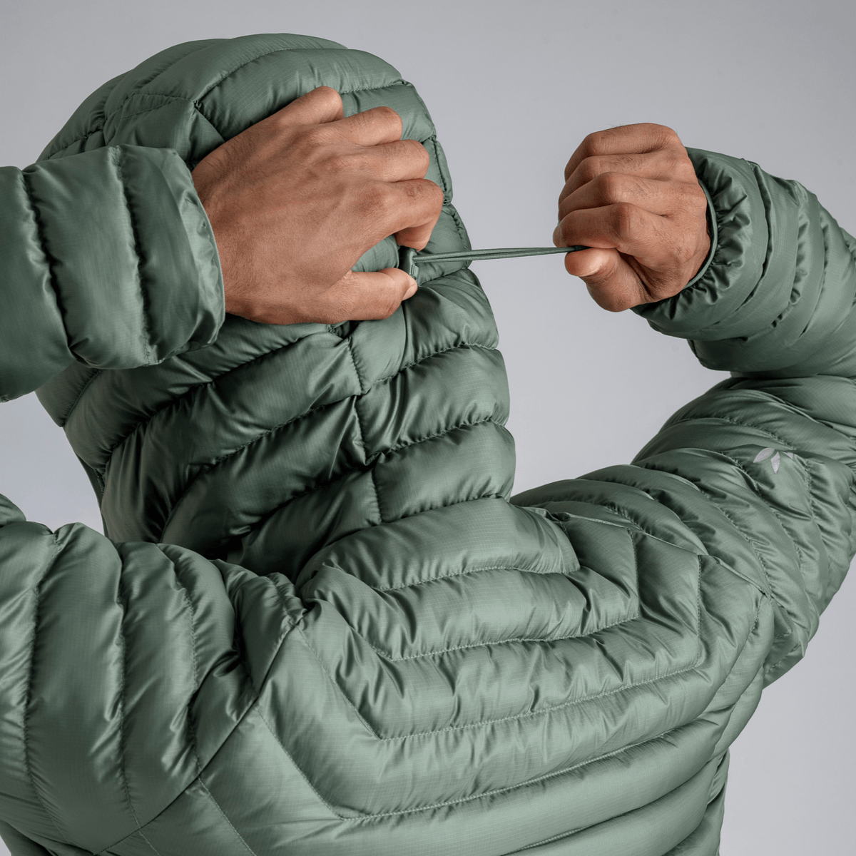 Nubaro Men's Insulated Hooded Jacket — Sage Green