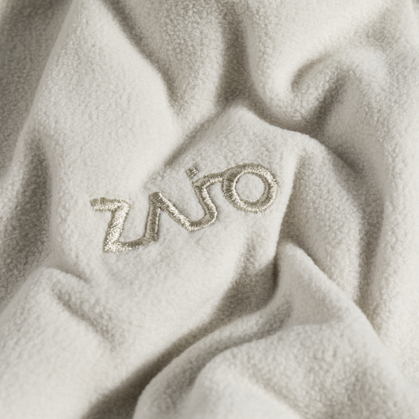 Auro Women's Fleece Zip Top — Light Beige